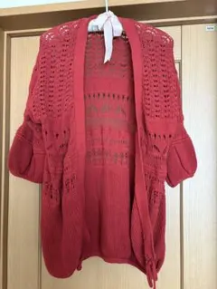 レース編みレッドカーディガン 五分袖