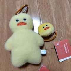 mojojojo カラビナ付きぬいぐるみポーチ　あひる　ヘアゴム　マスコット