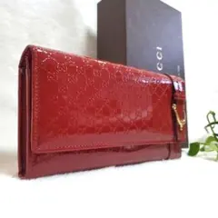 GUCCI エナメル長財布 レッド GGパターン