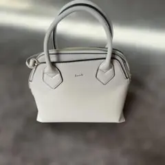 ホワイト ハンドバッグ 取り外し可能ストラップ付き