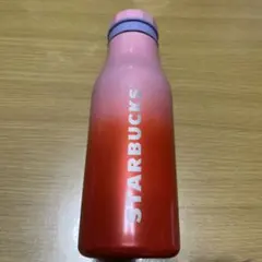 【最終価格】Starbucks タンブラー473ml《赤ピンクのグラデーション》