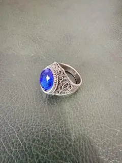 アンティーク調 ブルーストーンリング／ヴィンテージ風シルバーリング