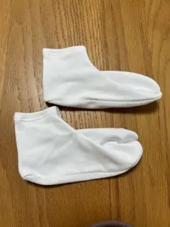 白い足袋型キッズソックス 約12cm