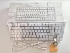 【ほぼ新品】Razer ゲーミングキーボード 白 ｜箱・付属品付（送料込）