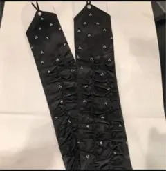 フィンガーレス　ビジュー付き　ストレッチサテンロンググローブ　黒