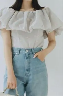 スナイデル　フリル付きオフショルダー半袖トップス