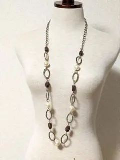 ロングネックレス 金属 パール 木製ビーズ