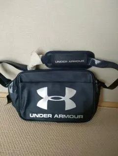 UNDER ARMOUR　ボストンバッグ　ネイビー