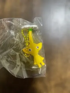 黄色ピクミンキーホルダー