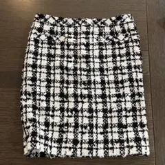 Chanel ツイード　42 スカートのサムネイル