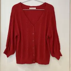 赤 Vネック カーディガン 五分丈　美品