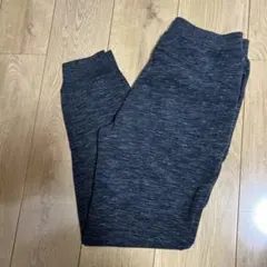 ユニクロ　ウルトラストレッチドライスウェットパンツ　160