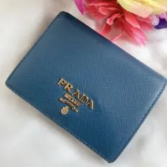 PRADA 青 レザー 二つ折り財布