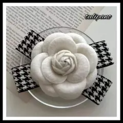 大人気  コサージュ 千鳥リボン 椿 白 フォーマル 卒業式 入学式 入園式