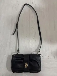 SHEIN 黒 シンプル バッグ ショルダーバッグのサムネイル