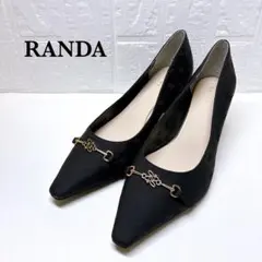 新品✨ RANDA ランダ パンプス 黒 ブラック 25.5㎝ 大きめ ロゴ総柄のサムネイル