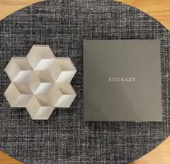 Item thumbnail for item 537a4630-9d13-4694-abc6-73b1f919e65d