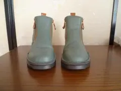 JSハートレーベル　ショートブーツ