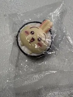 ちいかわ くら寿司 フィギュア うさぎ　キーホルダー　ストラップ