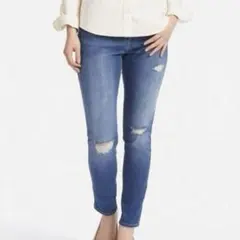 【UNIQLO】ユニクロ ウルトラストレッチジーンズ ダメージ Sサイズ