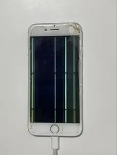 iPhone ホワイト 画面ひび割れ