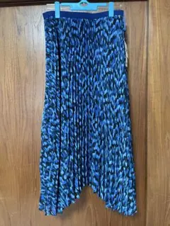 ユニクロ　プリーツスカート 新品タグ付き