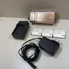 ビデオカメラ JVC バッテリー2個　充電器 ビデオカメラ JVC バッテリー2個充電器