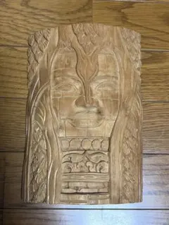 木製彫刻 顔デザイン 壁掛け用