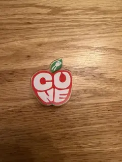 CUNE アクリルクリップのサムネイル
