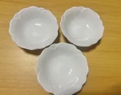 花びら型ホワイト皿 3個セット