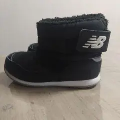 New Balance ブラックファーブーツ　16.5cm