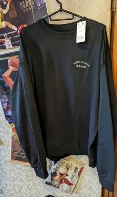 ビッグシルエットスーベニア刺繍裏毛スウェット(新品タグ付き)