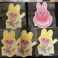 skzoo オンラインくじ　ステッカー　トェッキ　チャンビン