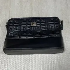 ギラロッシュ　クラッチバッグ