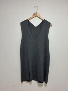 無印良品　ニットロングベスト　グレー　Mサイズのサムネイル
