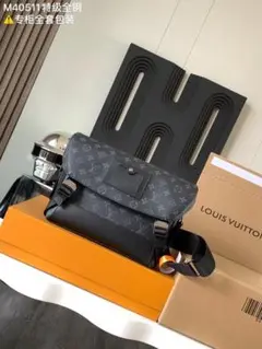 Louis Vuitton M40511 メッセンジャーバッグ ブラック