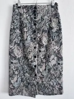 リリーブラウン 花柄スカート