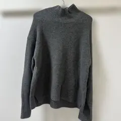 ユニクロ　UNIQLO ニット