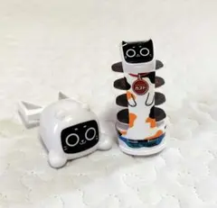ガスト　配膳猫ロボット　ガチャガチャ　2点