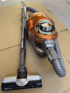 ジャンク品 SHARPキャニスター掃除機 ホワイト/シルバー ジャンク品 SHARPキャニスター掃除機 ホワイト/シルバー