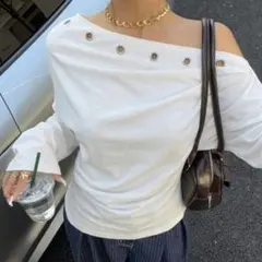 オフショルダー ホワイト 長袖 トップス