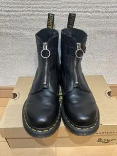 ドクターマーチン1460 Pascal Front Zip UK6