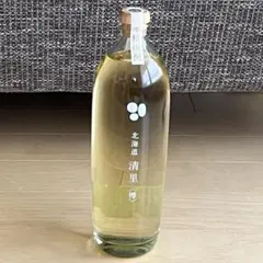 【新品未開封】本格焼酎 『北海道清里 樽』じゃがいも焼酎 《700ml 25度》のサムネイル