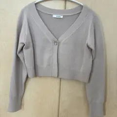【SNIDEL】クロップド丈 カーディガン ピンクベージュ　ビジューボタン