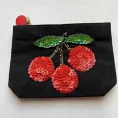 Curly Collection ブラックチェリーポーチ　新品