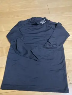 UMBRO ブラック 長袖 インナーウェア 140