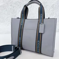 ほぼ未使用！コーチ フィールドトート30 ウェビング COACH ライトブルー ほぼ未使用！コーチ フィールドトート30 ウェビング COACH ライト