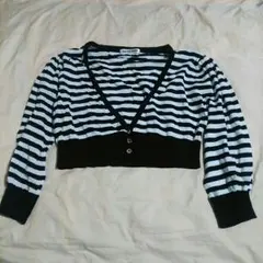 ショート丈ボーダーカーディガン