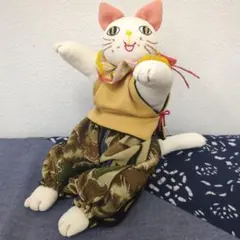 ハンドメイド 　 猫　 ぬいぐるみ　ゴンジュ猫