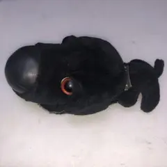 黒い犬のぬいぐるみ「THE DOG」